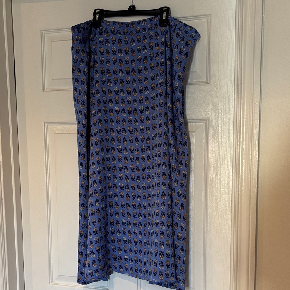 Ann Taylor Blue and Black Patterned Maxi Skirt